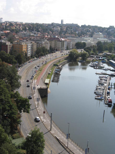 24a.jpg